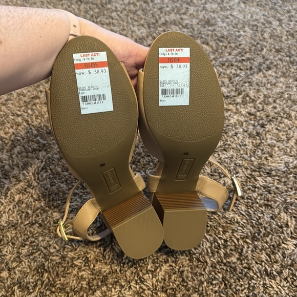 NWOB! Giani Bernini heels - Picture 3 of 4